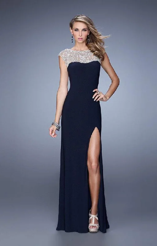 New Arrival La Femme - Metallic Embroidered Sheath Gown with Slit 21467 - 1 pc Navy In Size 8 Available New Arrival La Femme - Metallic Embroidered Sheath Gown with Slit 21467 - 1 pc Navy In Size 8 Available