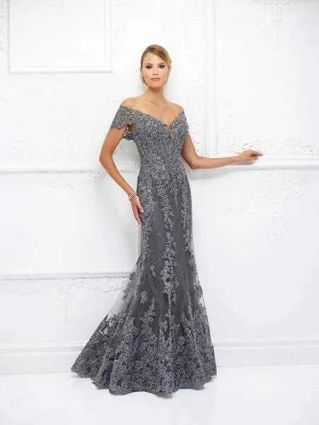 Members Only Mon Cheri - Ivonne D for Mon Cheri - Lace Applique Trumpet Dress 118D12W Members Only Mon Cheri - Ivonne D for Mon Cheri - Lace Applique Trumpet Dress 118D12W
