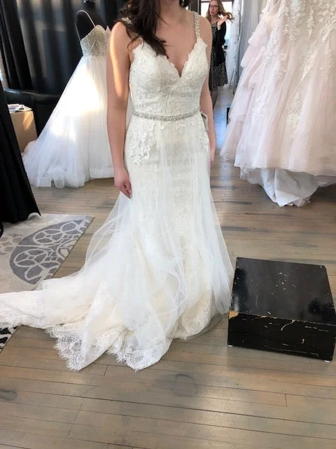 Price Reduction Allure Bridals 3110