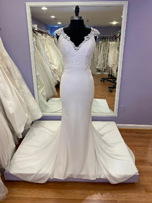 Shop and Save Allure Bridals 3058