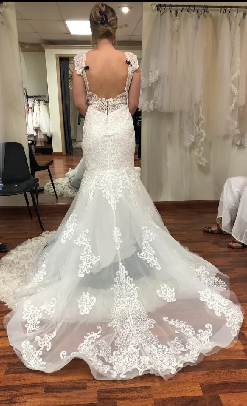 Blowout Deals Allure Bridals 3272