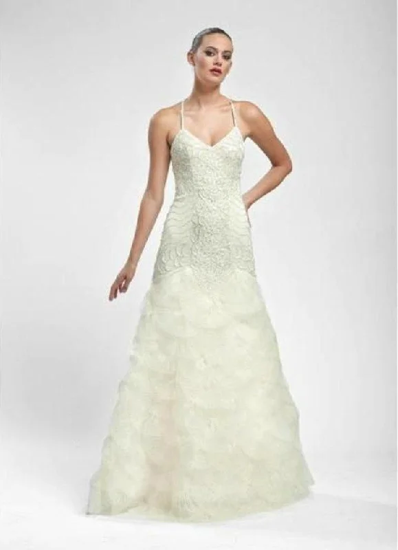 Stock Clearance Sue Wong R5130 Appliqued Fan Organza Gown - 1 pc Peach In Size 6 Available Stock Clearance Sue Wong R5130 Appliqued Fan Organza Gown - 1 pc Peach In Size 6 Available