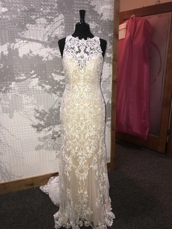 Shop and Save Allure Bridals 3167
