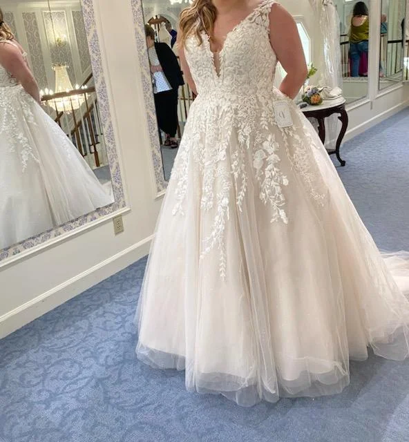 Unbeatable Prices Allure Bridals 3265