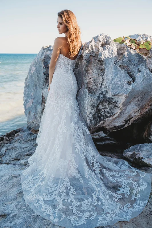 Year-End Sale Allure Bridals 3208