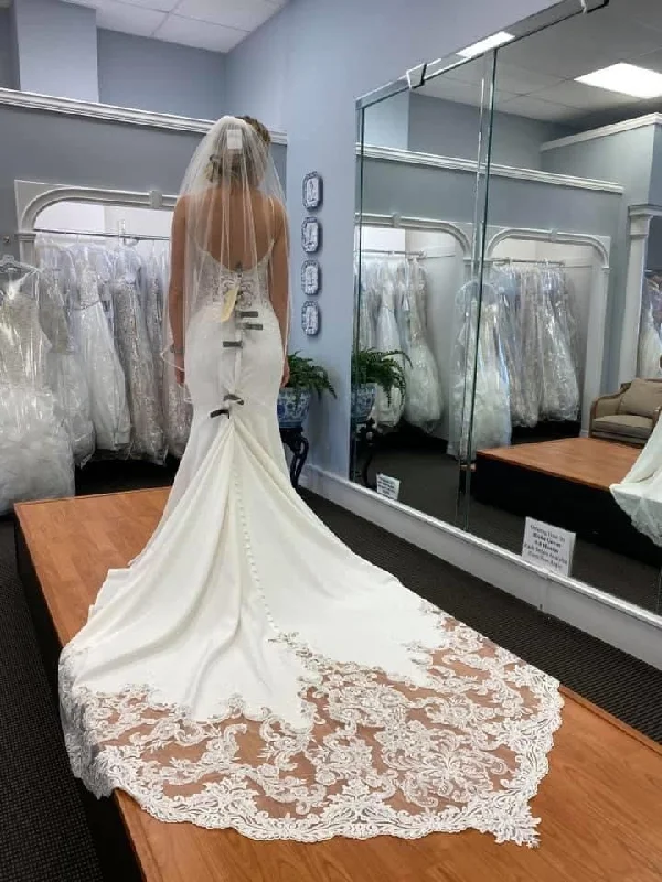 Limited Time Offer Allure Bridals 3304
