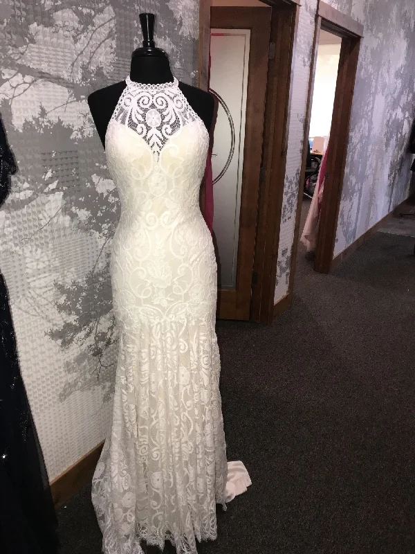 Early Bird Discount Allure Bridals 3212