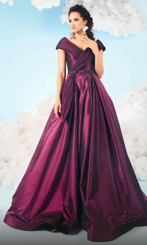 Members Only MNM COUTURE 2631 - Pleated Faux Wrap Satin Gown
