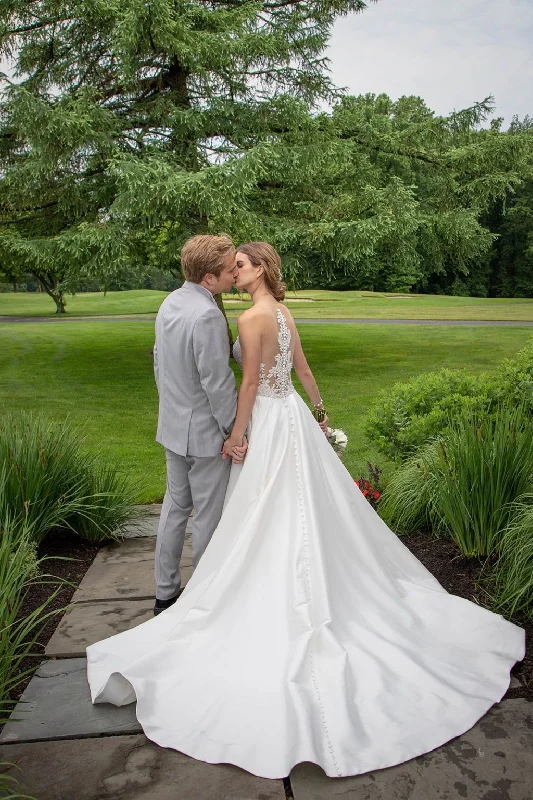 Overstock Allure Bridals 3112