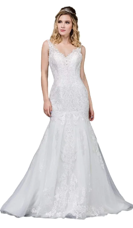 Bargain Bin Dancing Queen Bridal - 68 Applique V-neck Trumpet Gown With Train