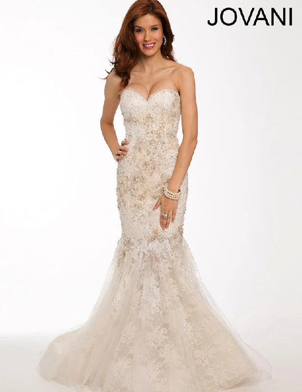 Take Advantage Jovani 32947
