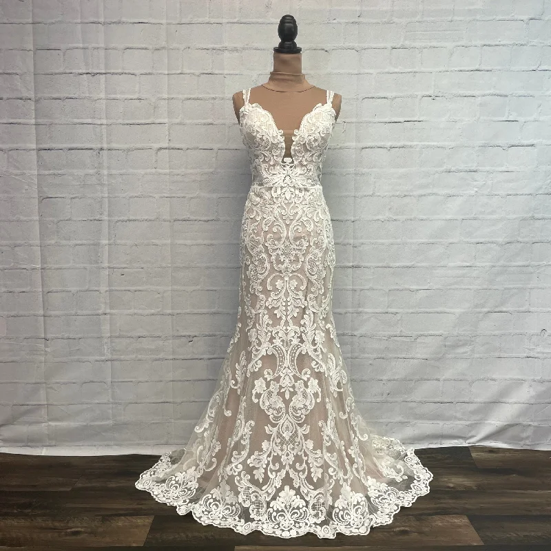 YEAR-End Clearance Allure Bridals 3213