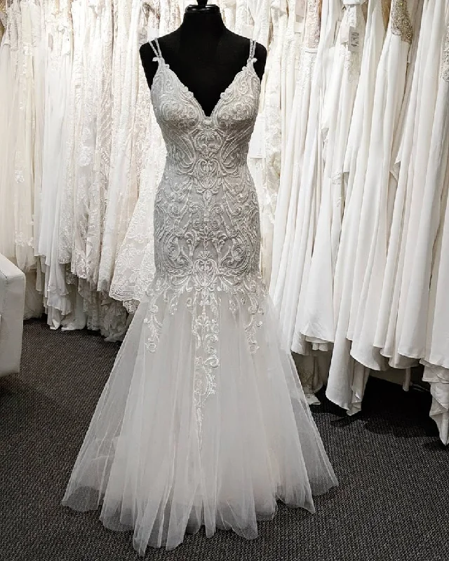 Daily Specials Allure Bridals 3215