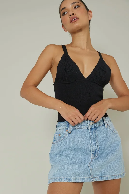 Best Seller City V-Neck Knit Top Black