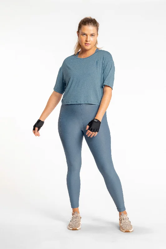 Overstock Essential Fresh Legging