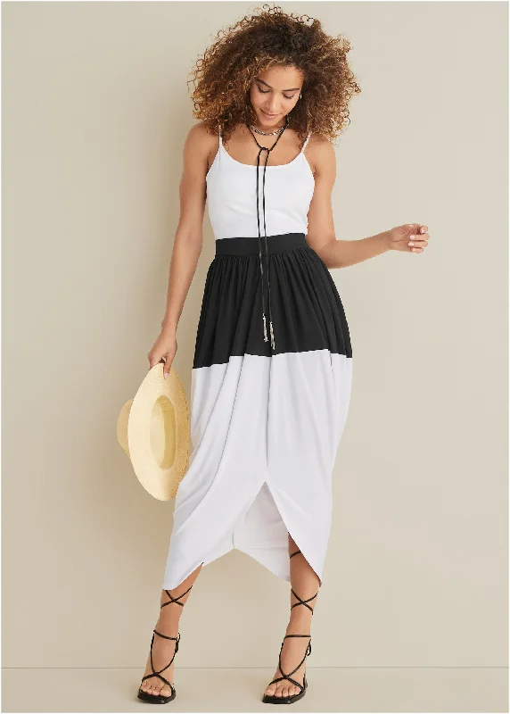 Seasonal Sale Front Slit Midi Skirt - Black & White