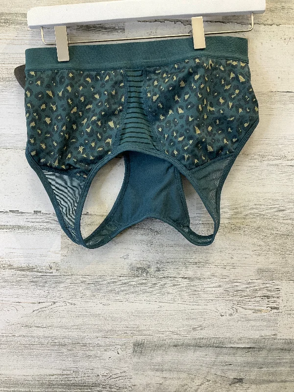 Exclusive Deal Athletic Bra By Zyia In Green, Size: L