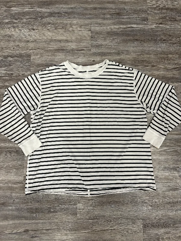 Mega Deal Athletic Top Long Sleeve Crewneck By Lululemon In Striped Pattern, Size: Xxl