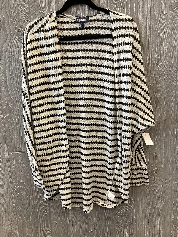 Special Promotion Black & White Cardigan Freshman, Size L