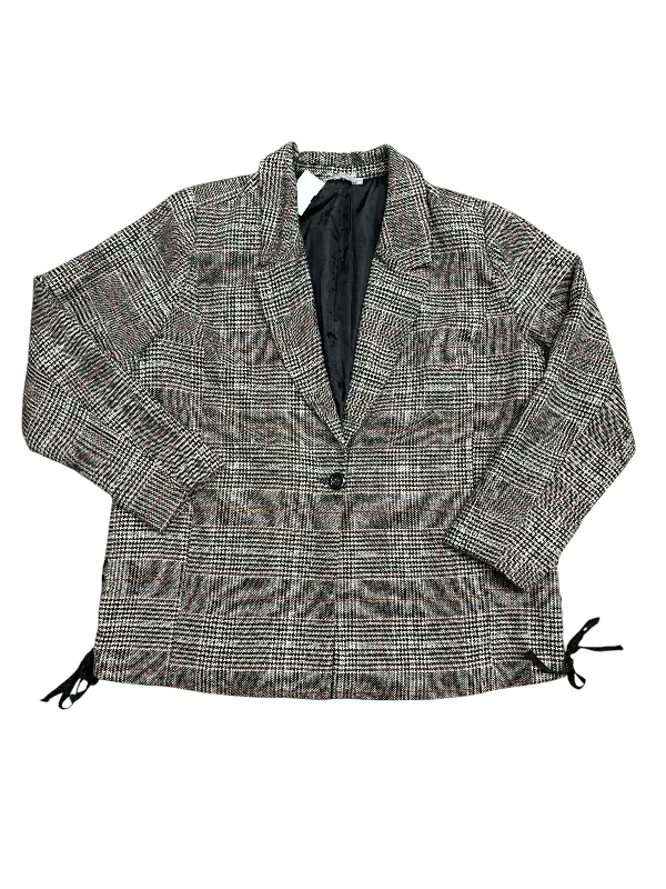 Year-End Clearance Blazer By Red In Plaid Pattern, Size: Xl