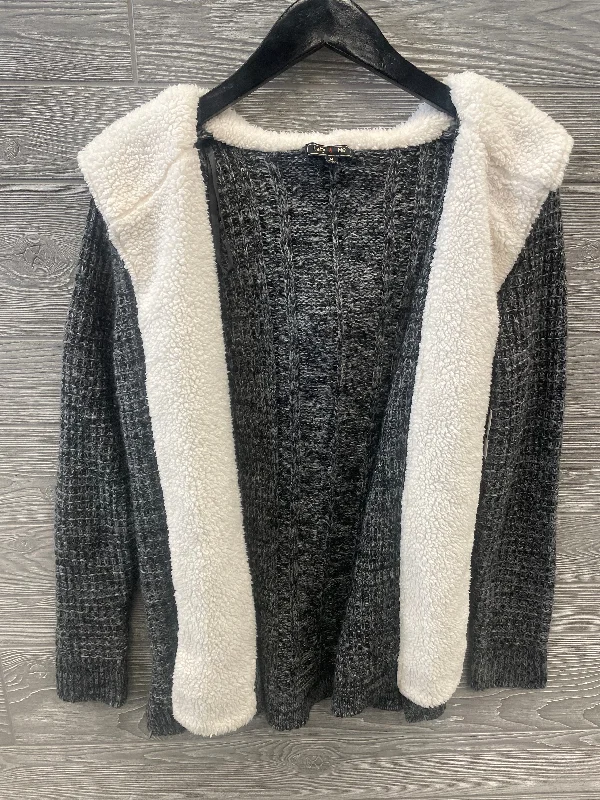 Holiday Sale Grey Sweater Cardigan Cmc, Size M
