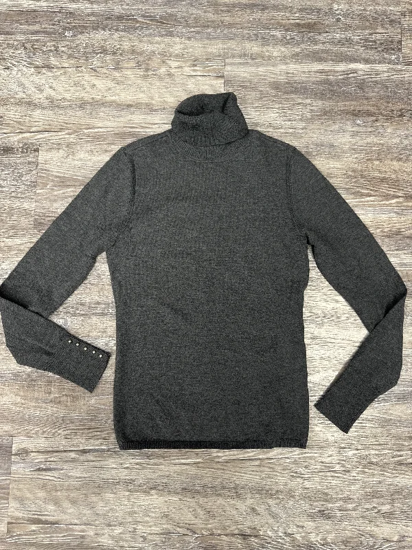 Super Bargain Sweater By White House Black Market In Grey, Size: Xs