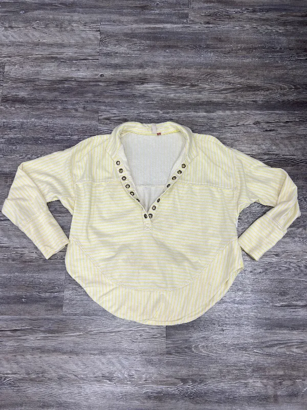 Daily Specials Sweatshirt Collar By Pilcro In White & Yellow, Size: M