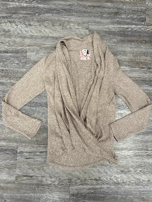 Stock Up and Save Top Long Sleeve By Akemi And Kin In Tan, Size: M