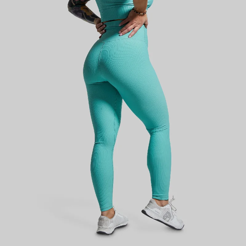 Deal of the Day Limitless Legging (Jungle Mist)